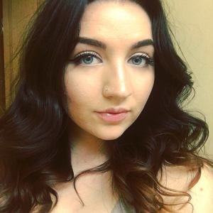 Meet your Posher, Riane